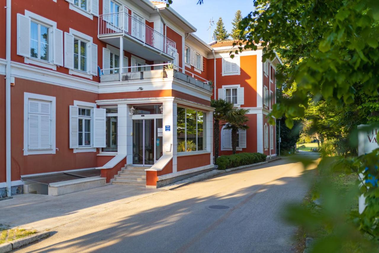 Villa Valdepian Apartments Savudrija Ngoại thất bức ảnh