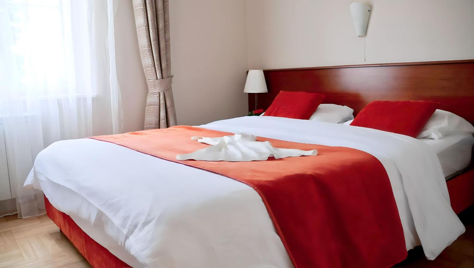 Villa Valdepian Apartments Savudrija Ngoại thất bức ảnh