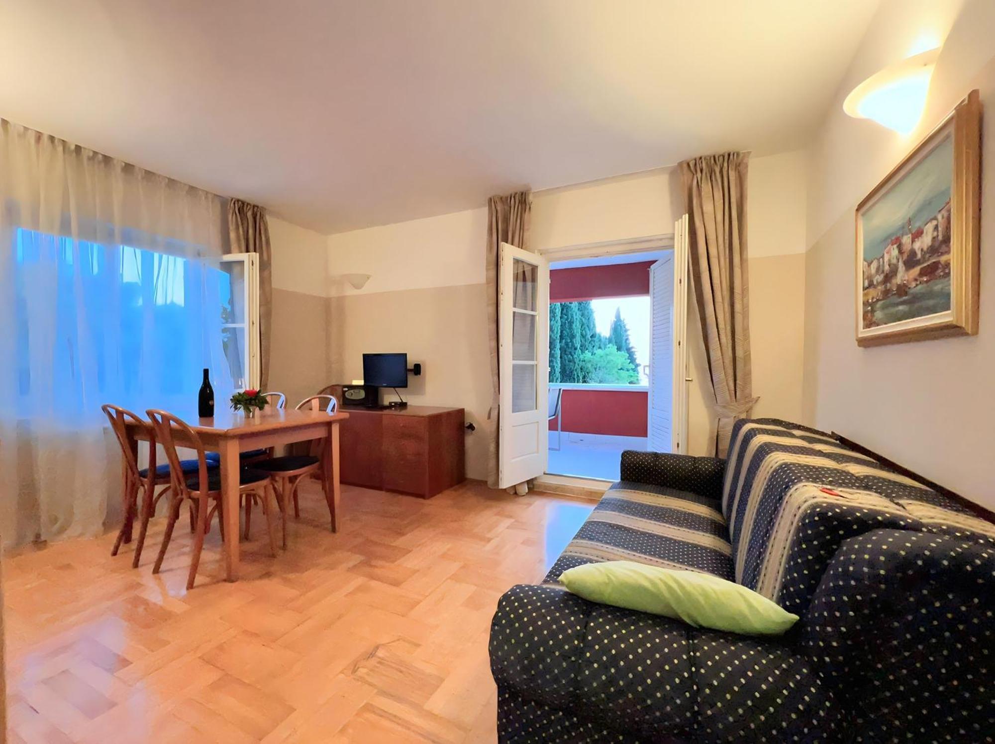 Villa Valdepian Apartments Savudrija Ngoại thất bức ảnh